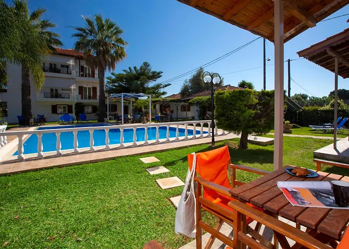 Villa Dimitris Apartments & Bungalows
